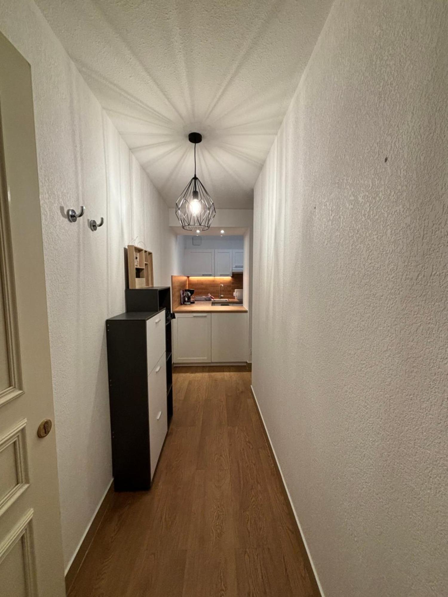 Location D'Un Superbe Appartement Avec Piscine Roquebrune-sur Argens Exterior foto