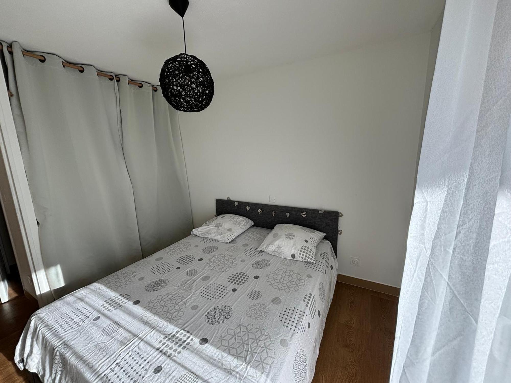 Location D'Un Superbe Appartement Avec Piscine Roquebrune-sur Argens Exterior foto
